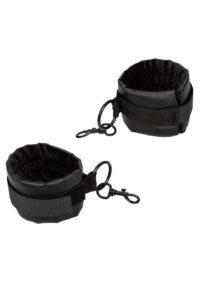 collare-con-manette-boundless-collar-restraint