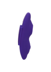 succhia-clitoride-remote-suction-panty-teaser